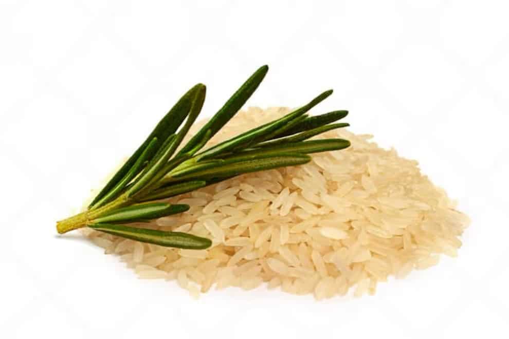 Jaké jsou výhody skladování rýže s rozmarýnem v nádobě doma a proč to všichni doporučují?